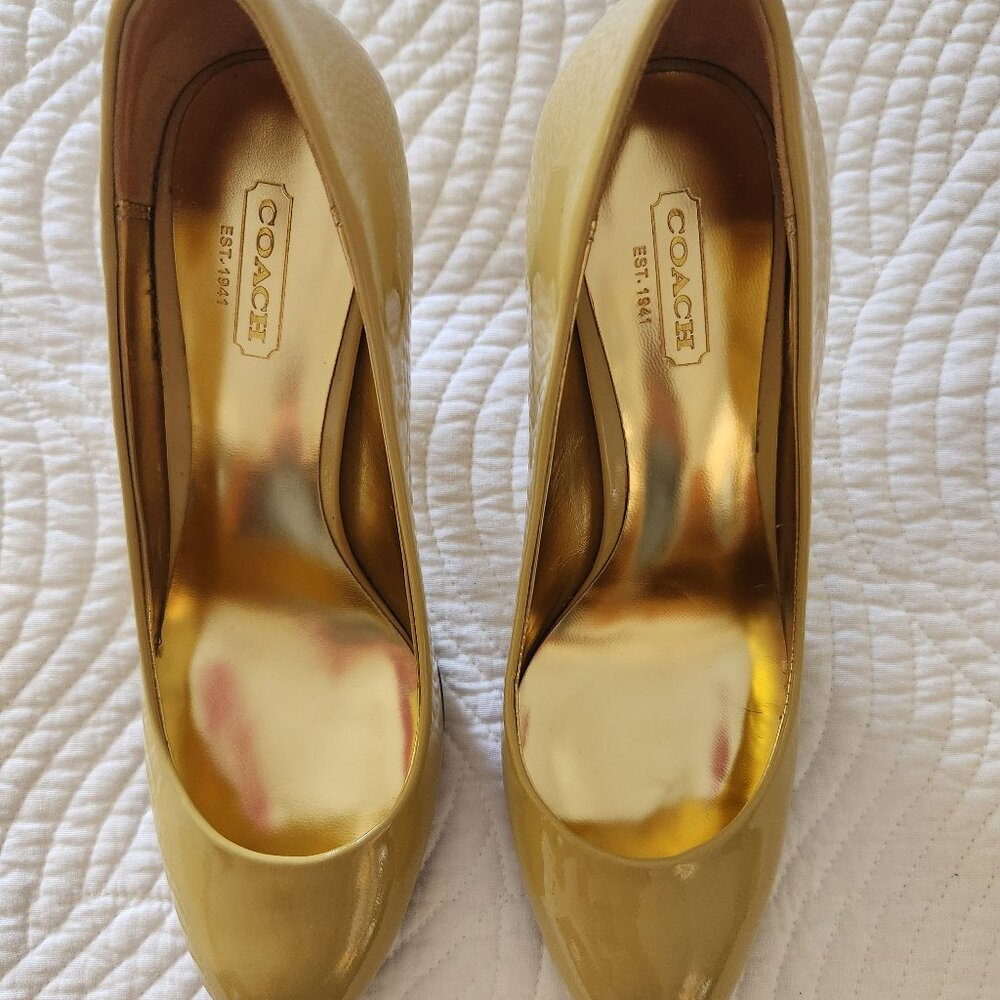 Coach Salma Tan Patent Leather Heels 7B